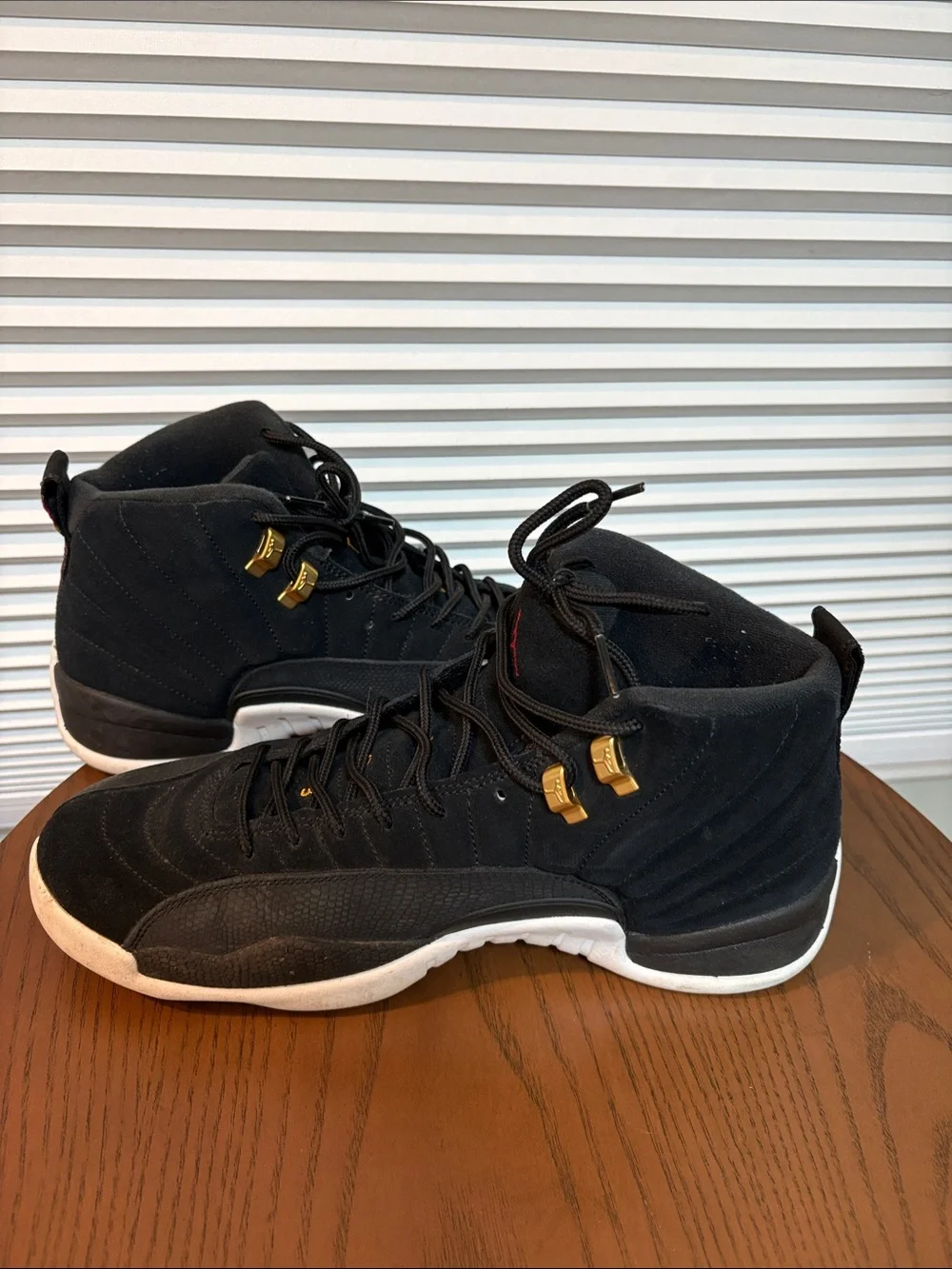 Air Jordan 12 Retro Black Gold Men’s Size 11.5 Basketball Shoes